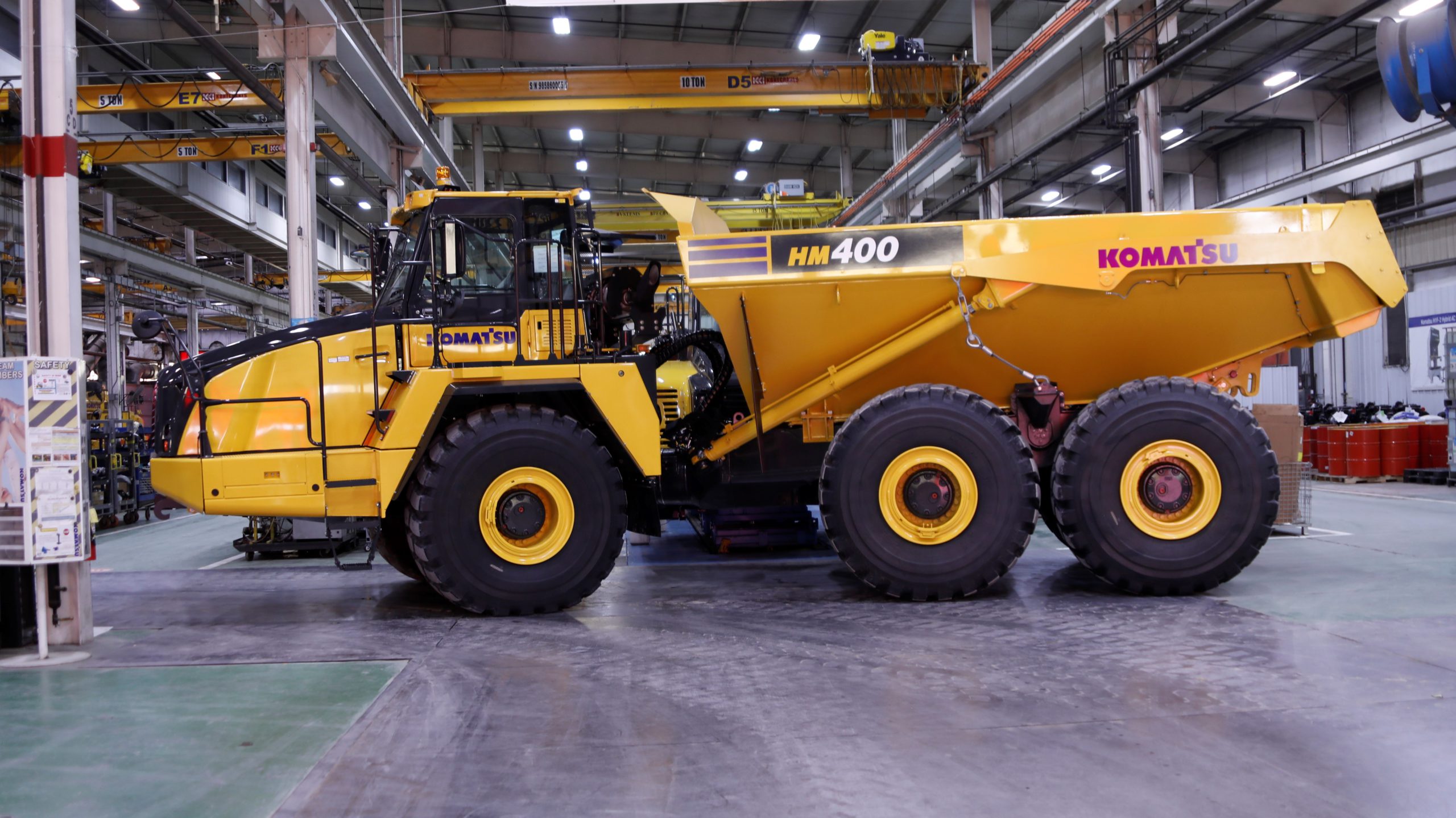 Komatsu celebrates American production of HM400-5 truck - Canadian