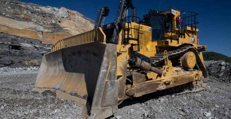 DOZER: The new Cat D11 dozer - Canadian Mining JournalCanadian Mining ...